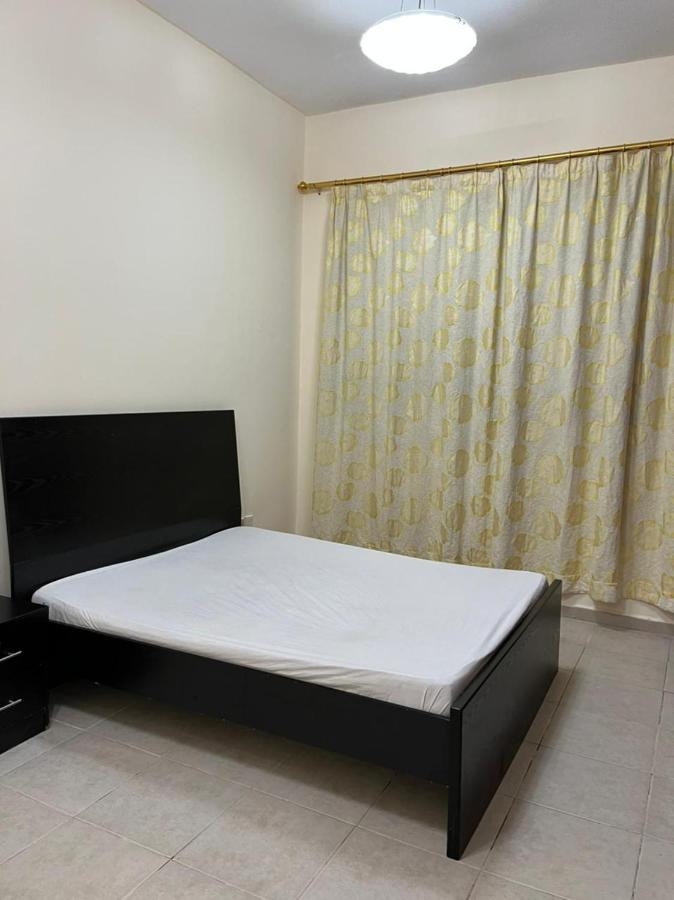 Master Room Attached Bathroom Dubai Buitenkant foto