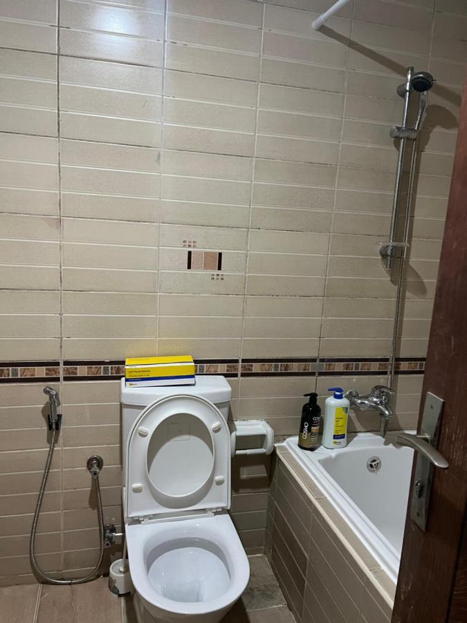 Master Room Attached Bathroom Dubai Buitenkant foto
