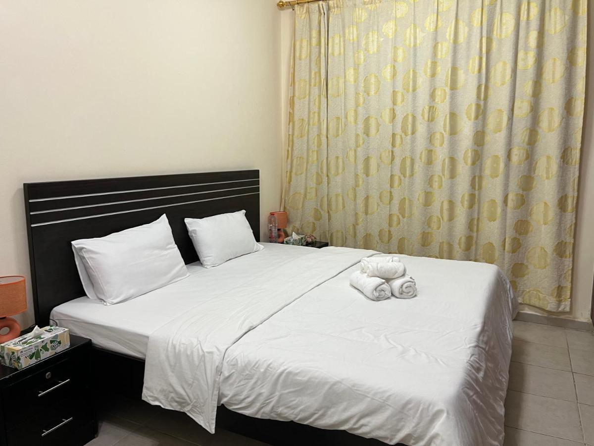 Master Room Attached Bathroom Dubai Buitenkant foto